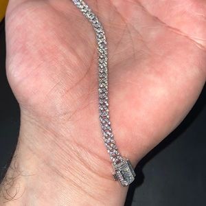 micro Diamond Prong Link Bracelet 
White Gold - 14k / 6" / White Gold